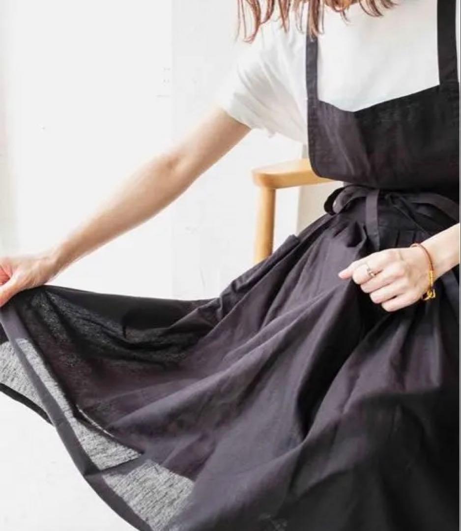 【sara BY RIS 】Flare design エプロン　黒