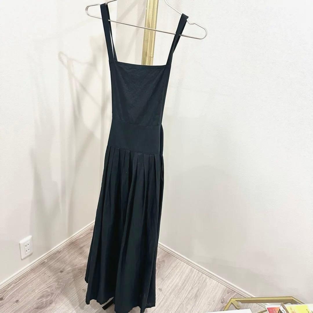 【sara BY RIS 】Flare design エプロン　黒