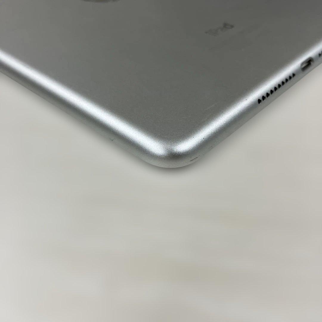 Apple iPad mini 4 128GB シルバー