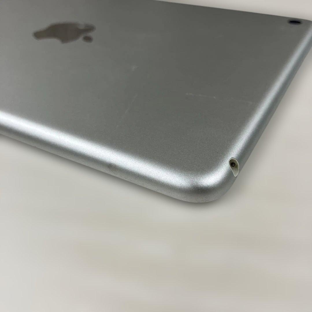 Apple iPad mini 4 128GB シルバー