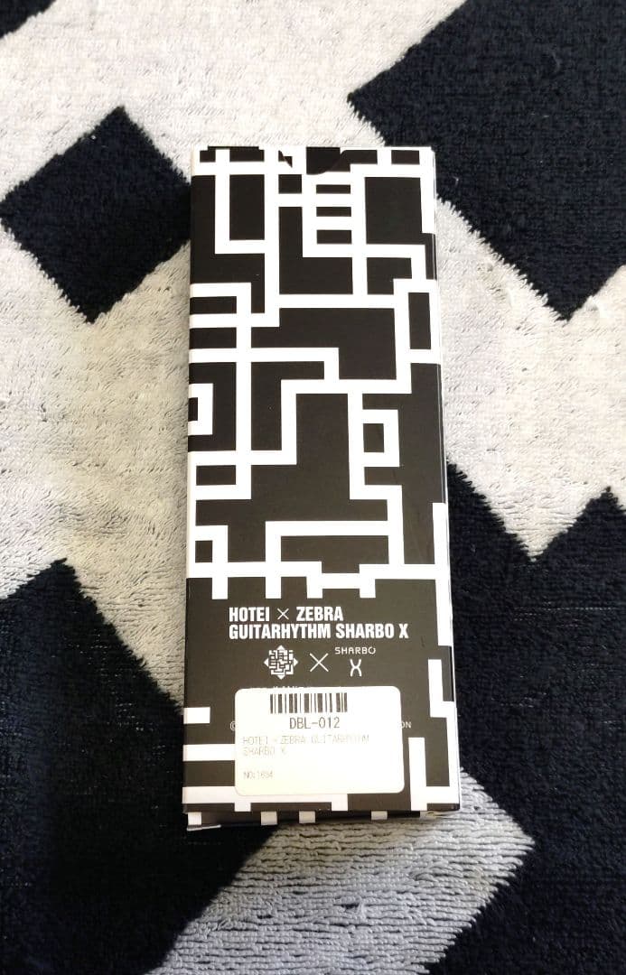 布袋寅泰グッズ　ZEBRA SHARBO