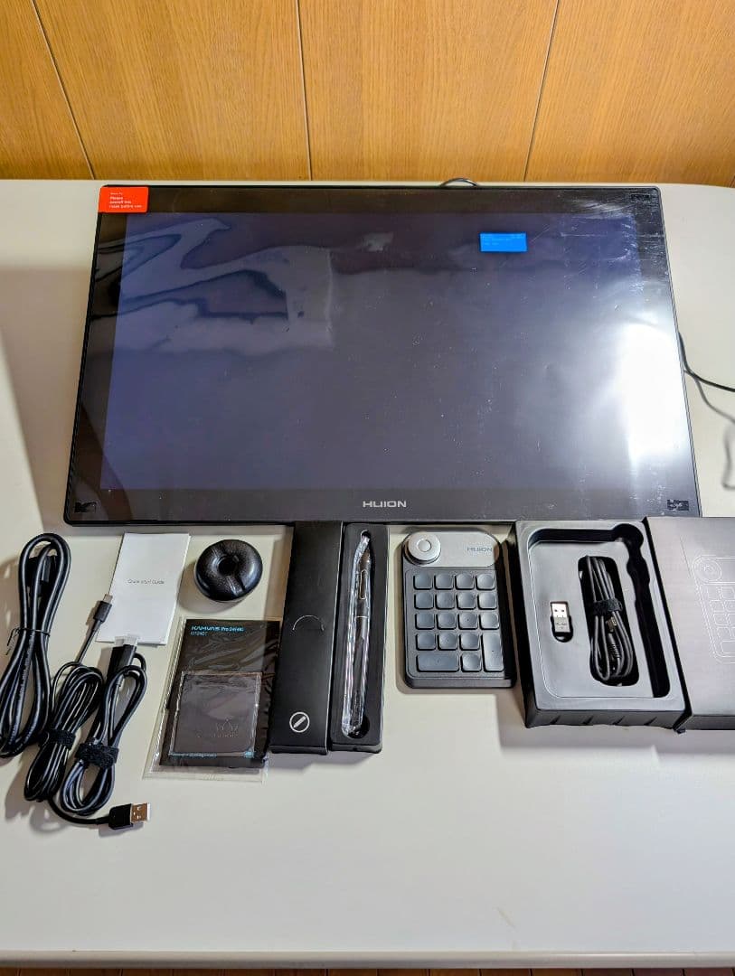HUION Kamvas Pro 24 (4K) ペンタブレット本体 USED
