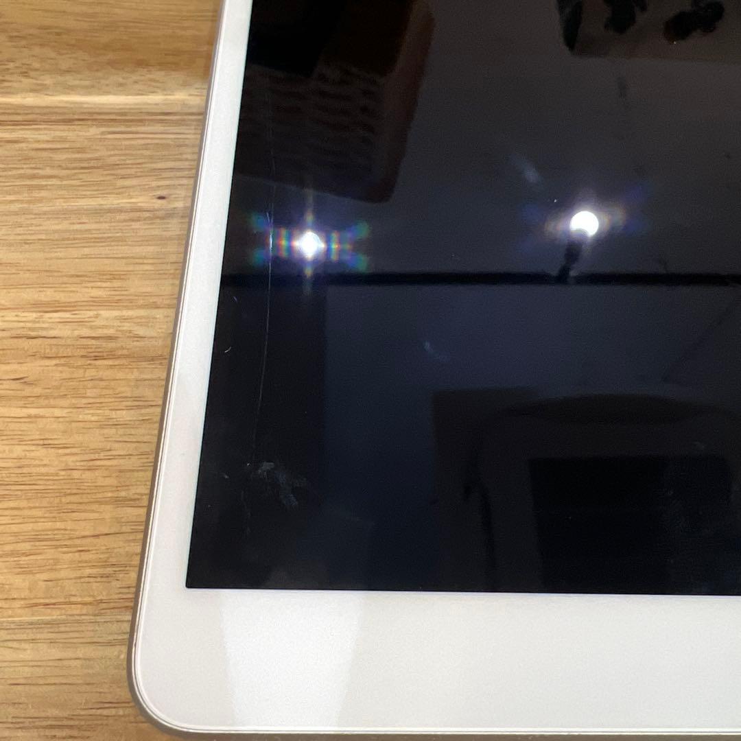 K1636 SIMフリー　iPad Air3 64GB