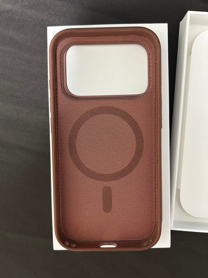 iPhone17Pro 純正　テックウーブンケース　シエナ