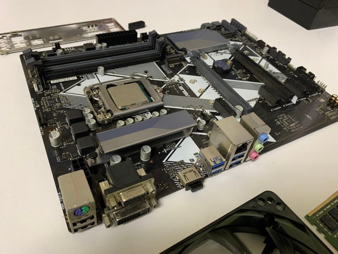 カ*ド様 ASUS PRIME B365-PLUS ＋Intel Core i7