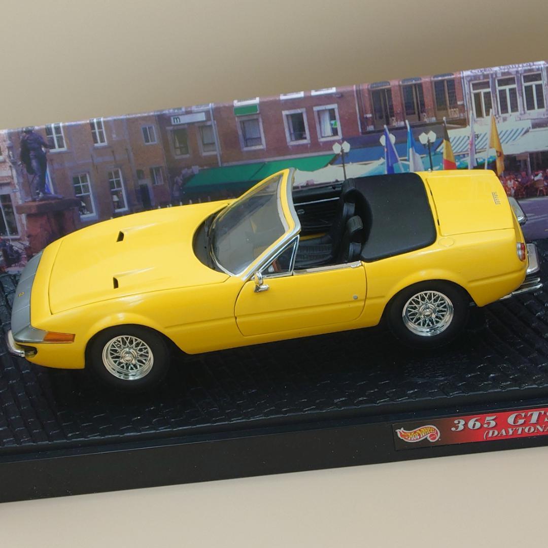 1/18 フェラーリ 365GTS/4 デイトナ・スパイダー イエロー ミニカー