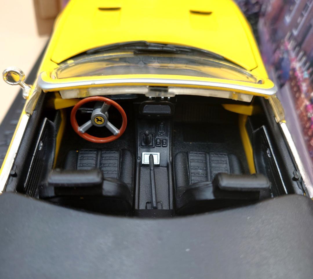 1/18 フェラーリ 365GTS/4 デイトナ・スパイダー イエロー ミニカー