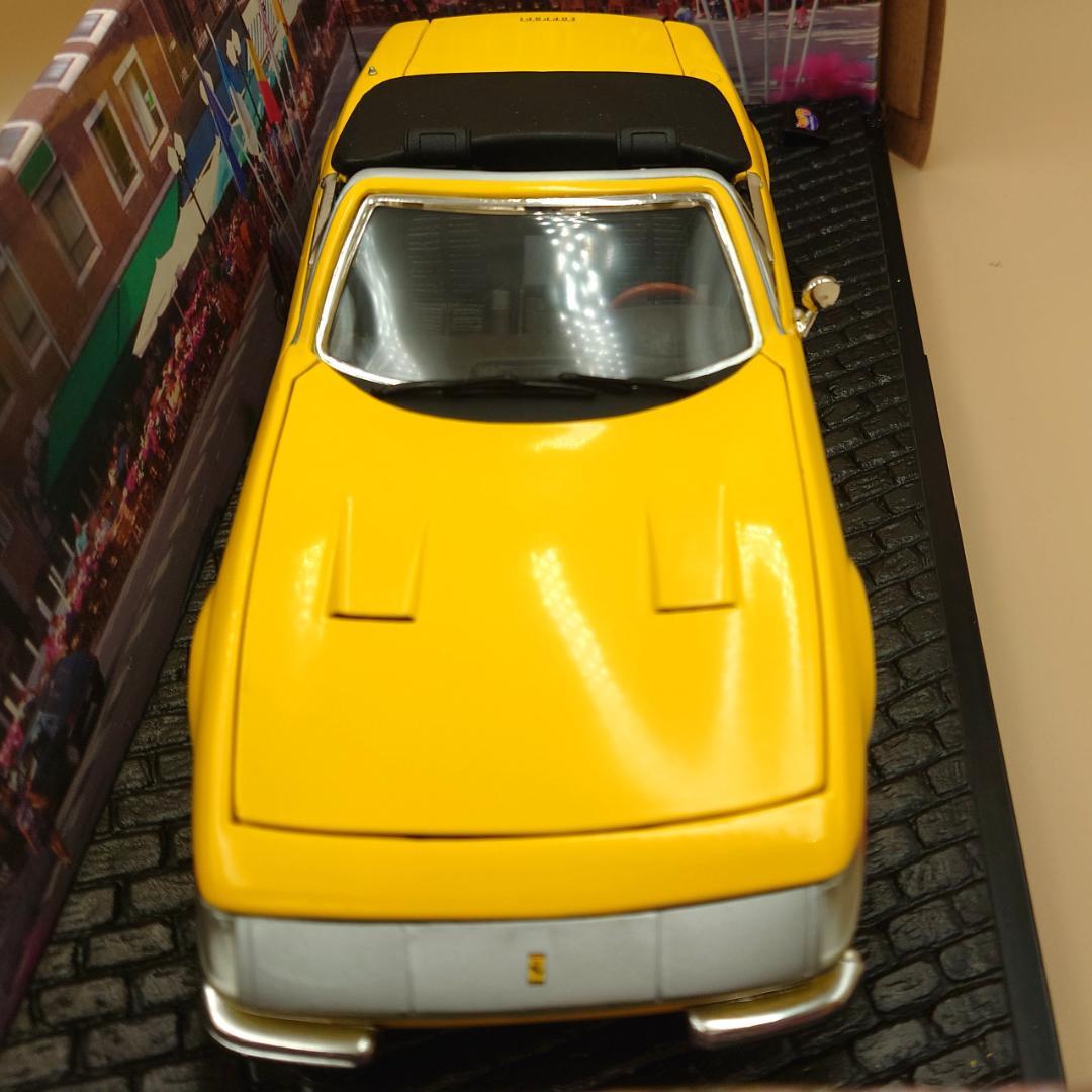 1/18 フェラーリ 365GTS/4 デイトナ・スパイダー イエロー ミニカー