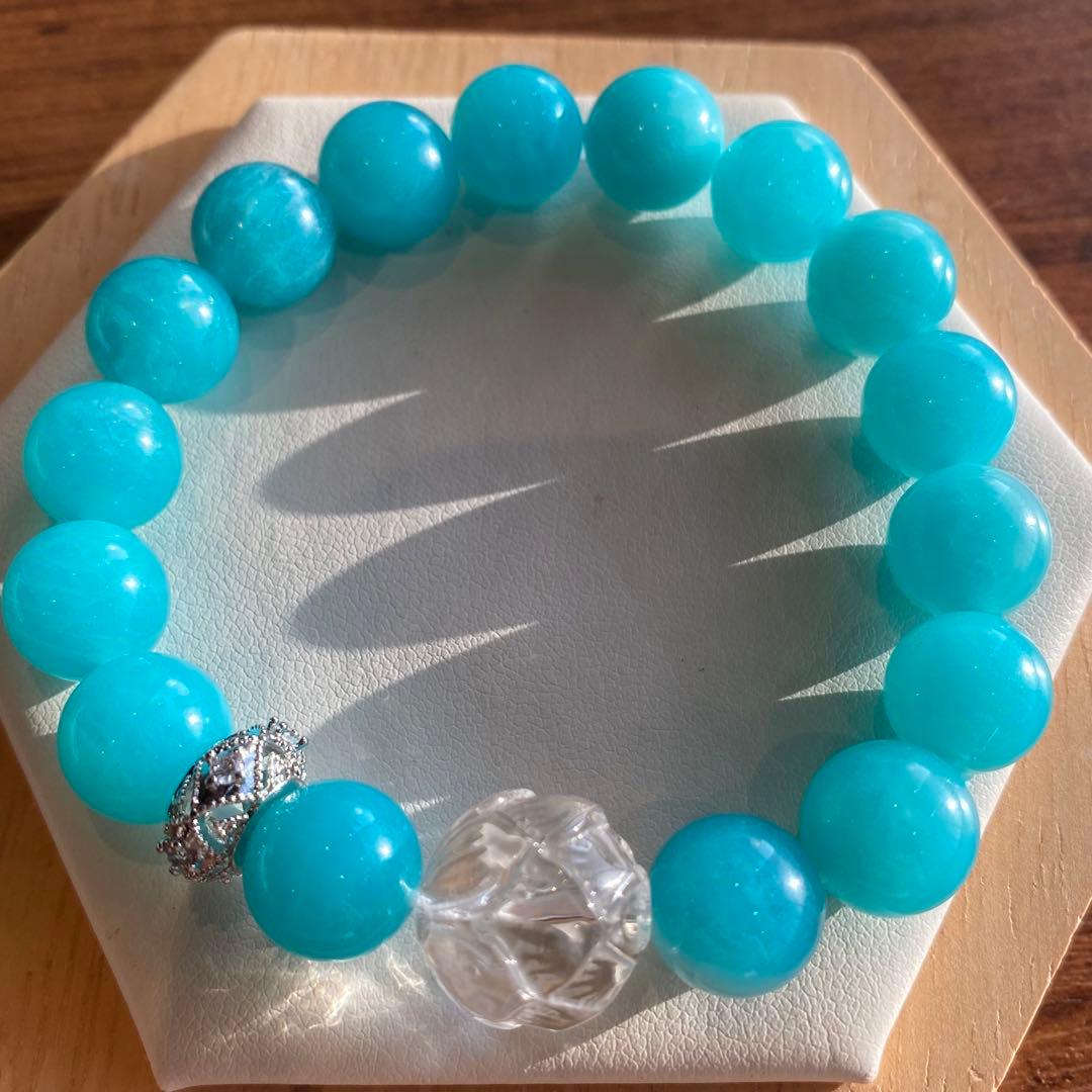 水晶蓮花入り！アマゾナイトブレスレット♪