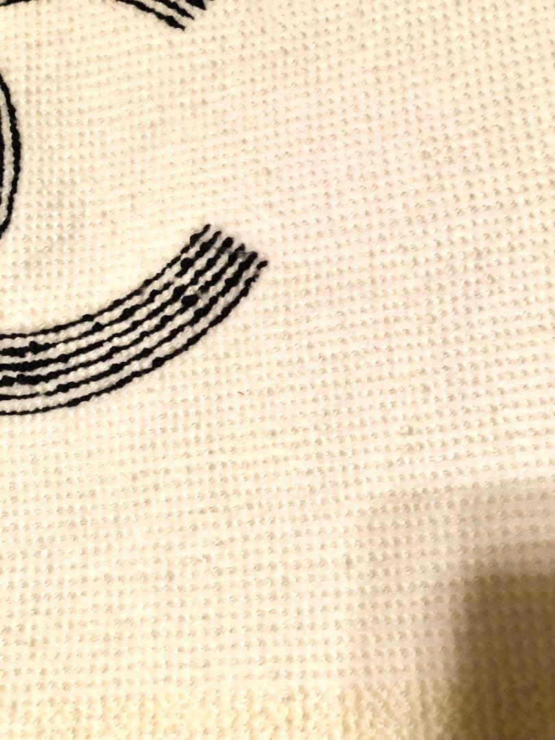 【新品】玄関&バス☆ロゴ入りラグマット(白×黒)