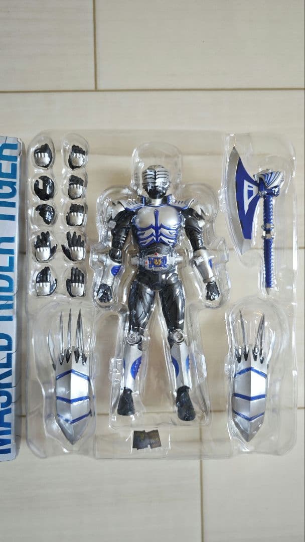 S.H.Figuarts 仮面ライダータイガ