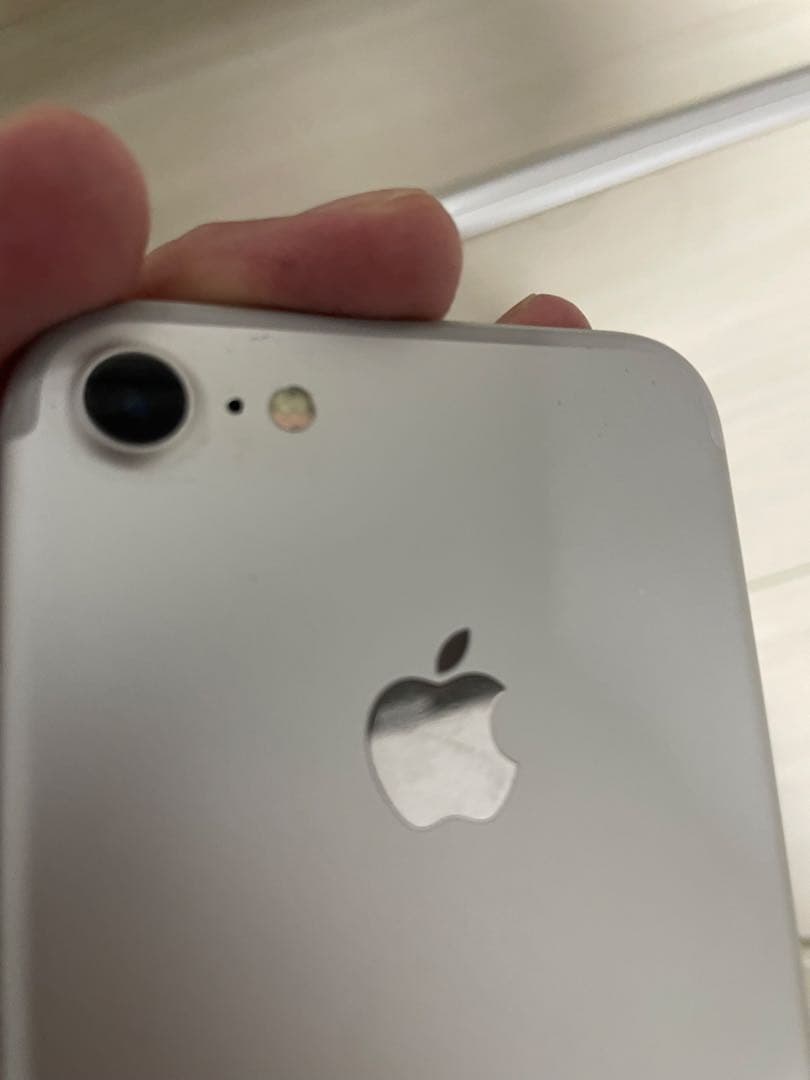 美品 Apple iPhone 7 SIMフリー　バッテリー90%