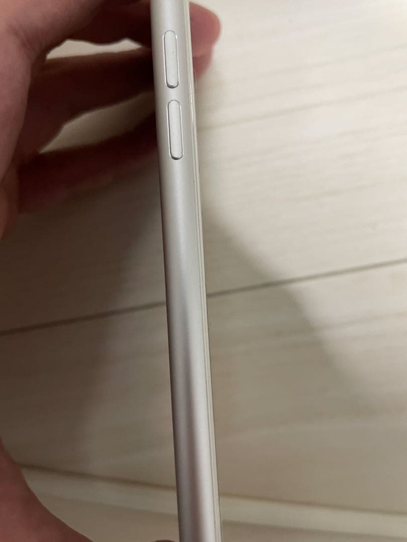 美品 Apple iPhone 7 SIMフリー　バッテリー90%