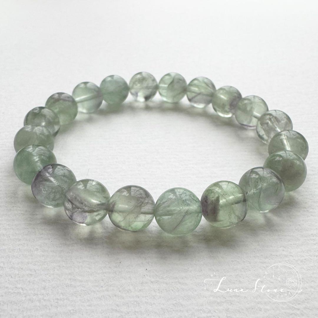 【フェザーインフローライト】羽のような癒しを宿す 天然石 ブレスレット