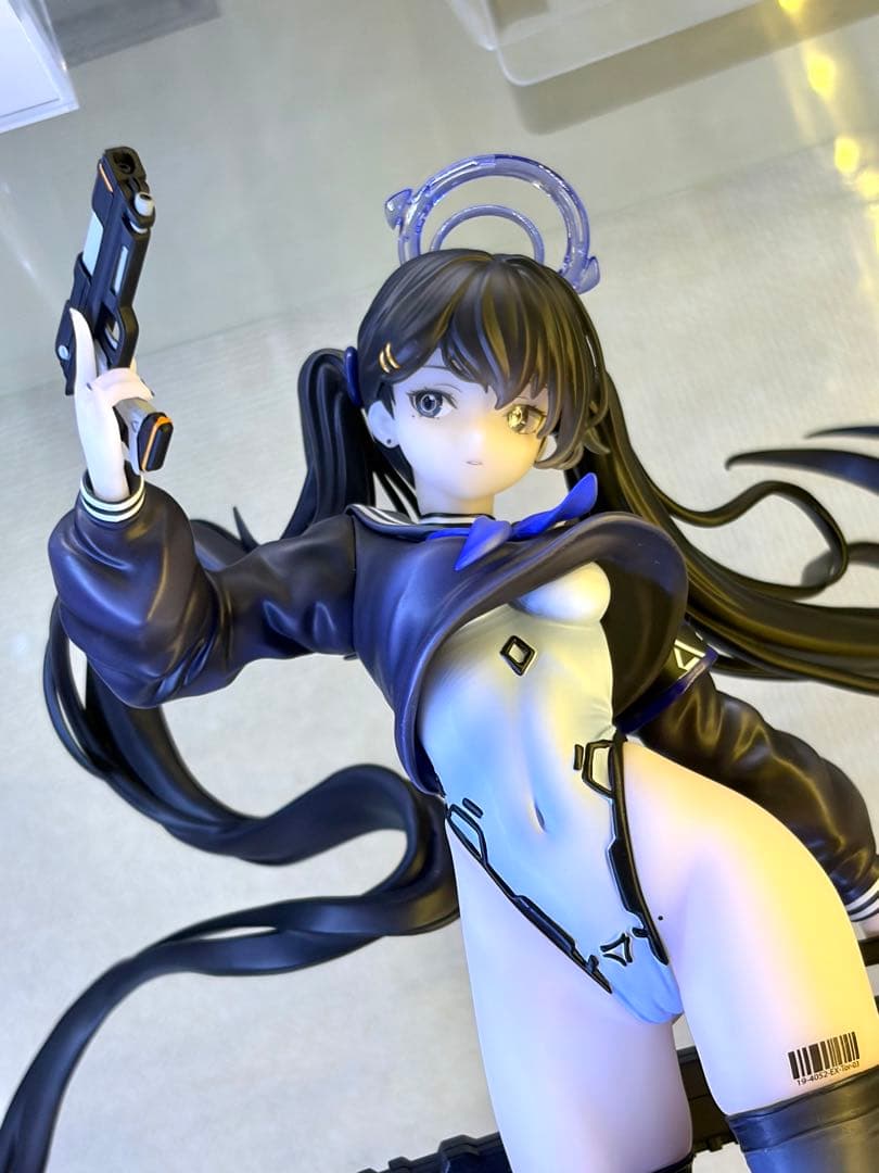 Colors : Blue フィギュア