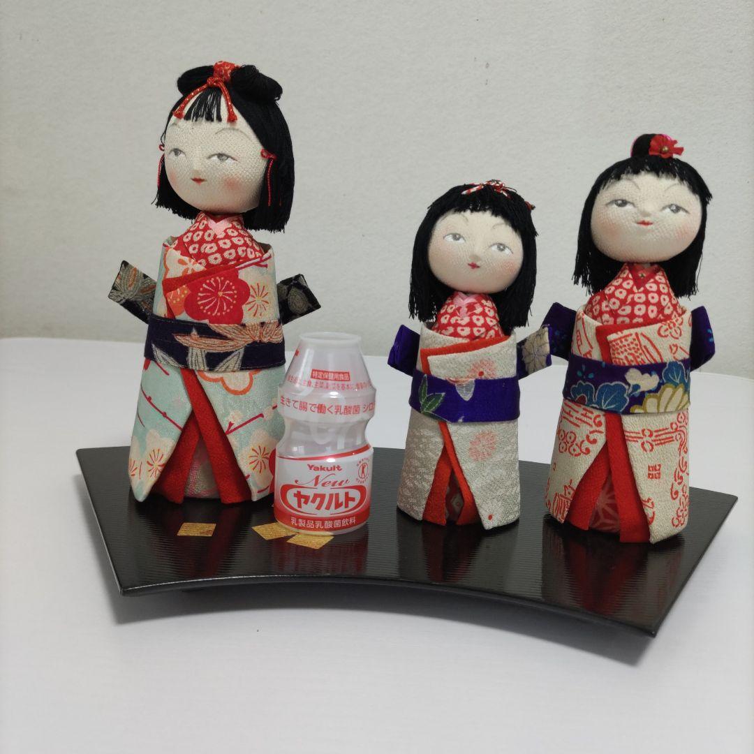 縮緬創作人形ひな祭り 三姉妹　こけし