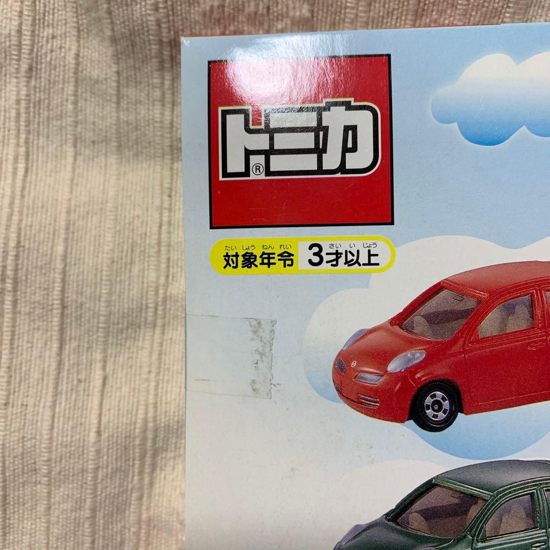 トミカ　カラフルセット　ホンダフィット　日産マーチ　2箱セット