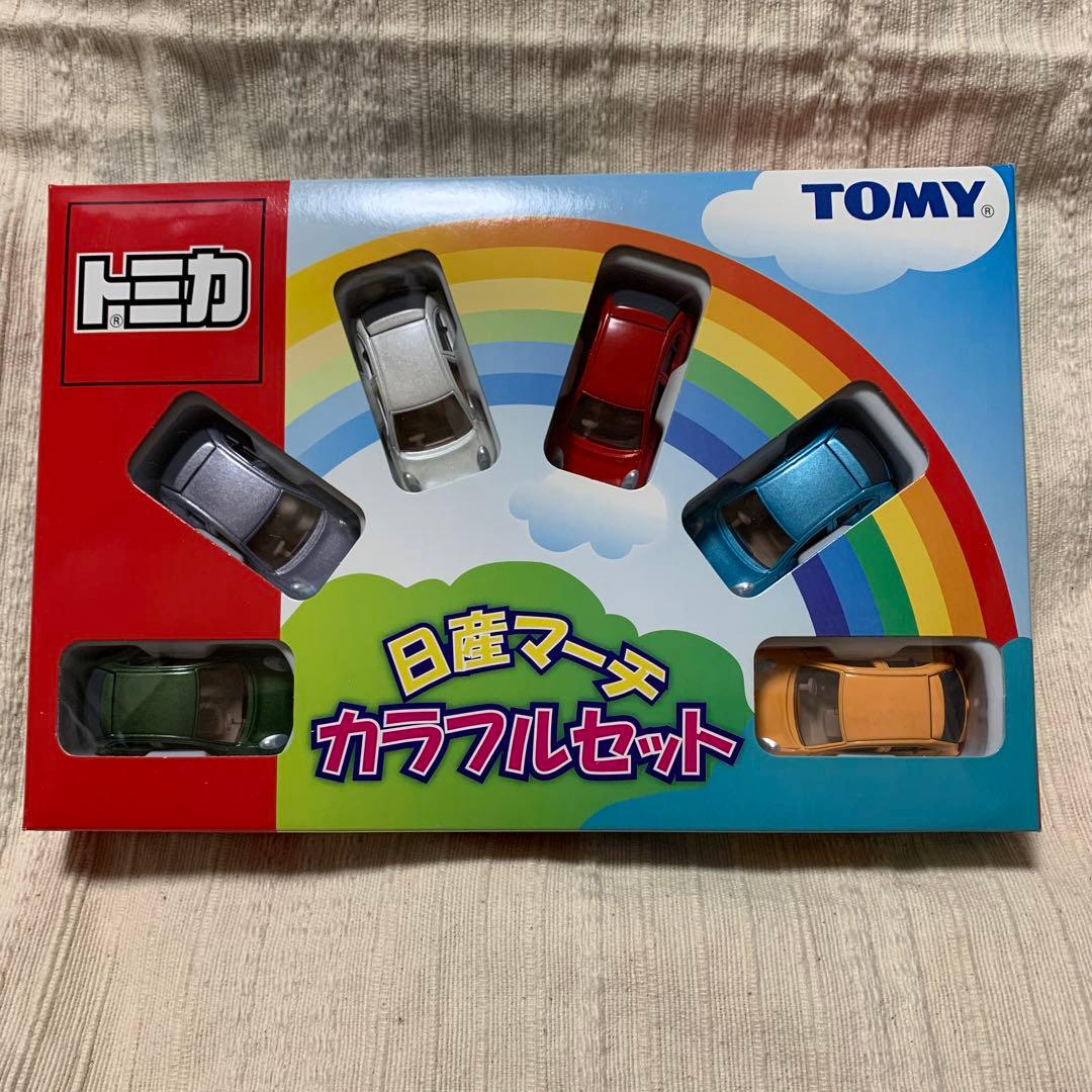 トミカ　カラフルセット　ホンダフィット　日産マーチ　2箱セット