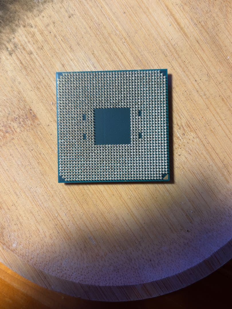 ジャンク Ryzen7 5700X、Radeon RX6800 メモリ3点セット