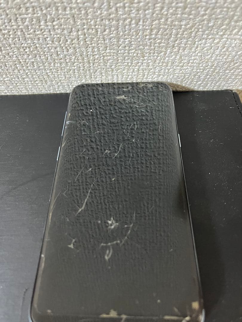 Galaxy スマートフォン 本体 ひび割れあり