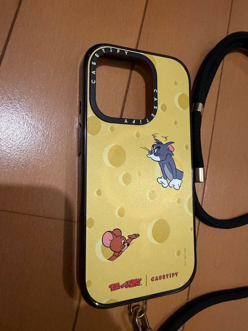 casetife iphone15pro トムとジェリー ストラップ付き