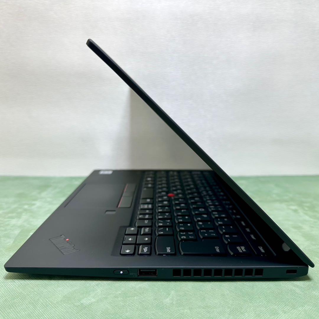 Lenovo ThinkPad X1 Carbon gen 8 i5-10世代