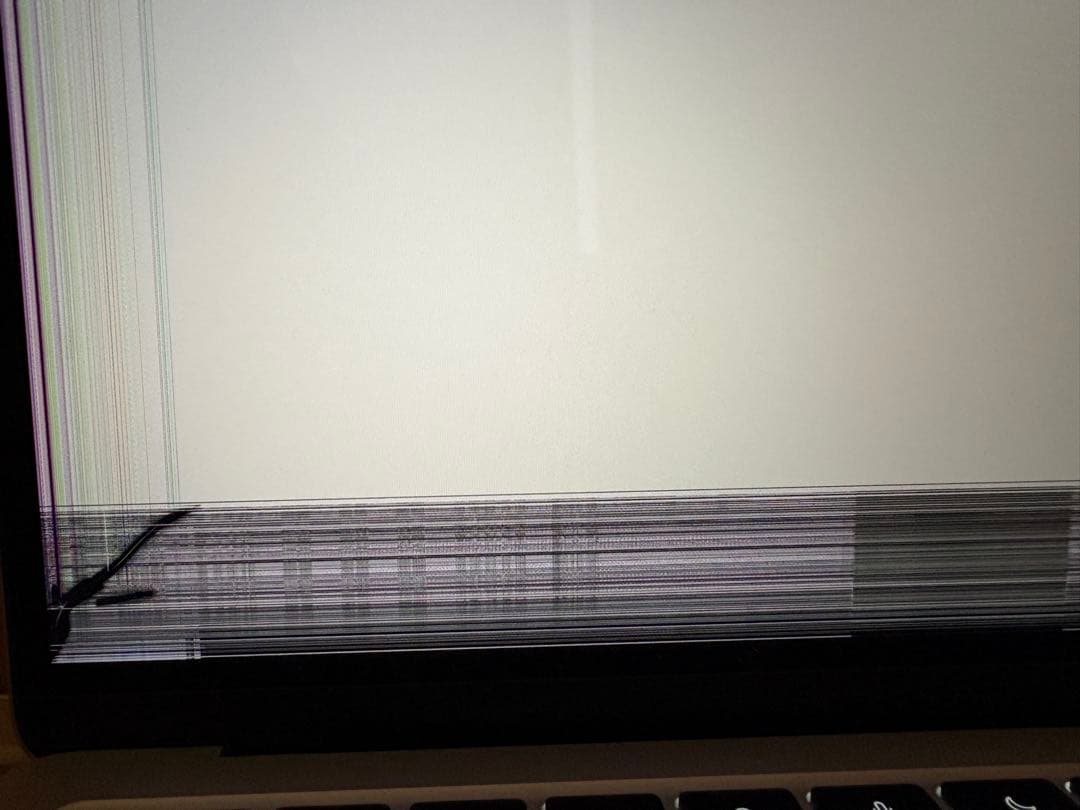 【ジャンク】 MacBook Air M2 8GB 256GB｜画面不良