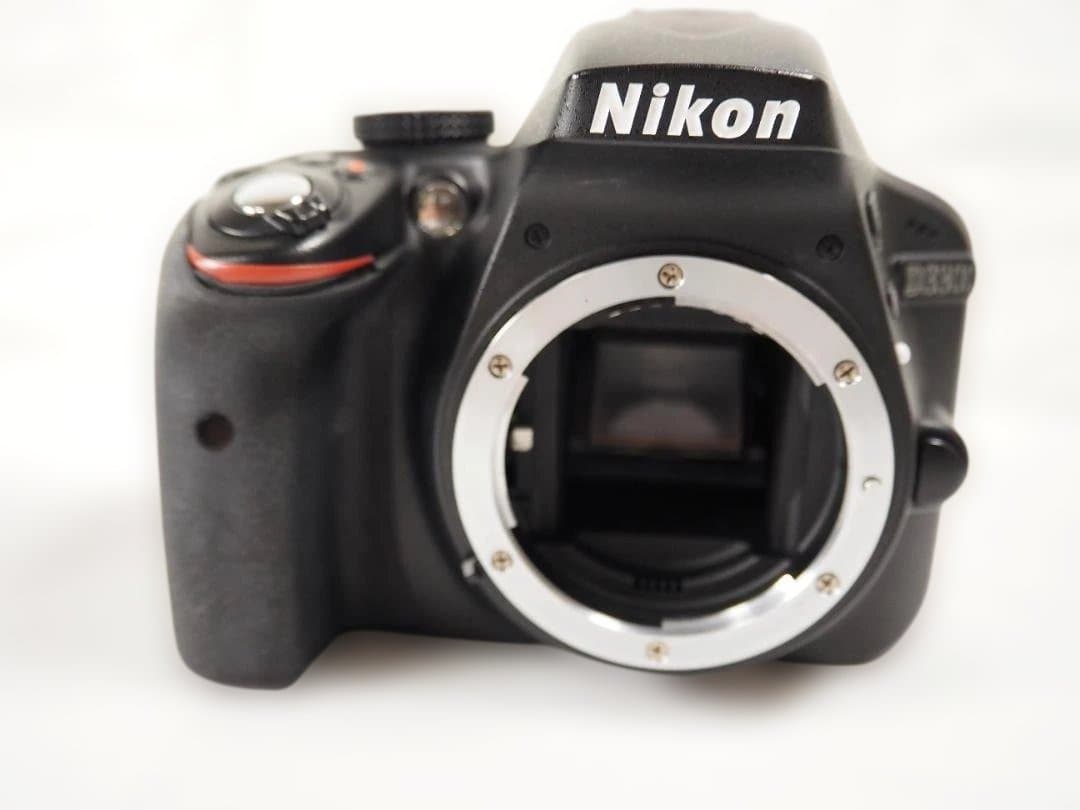 Nikon 一眼レフカメラ　D3300　レンズキット