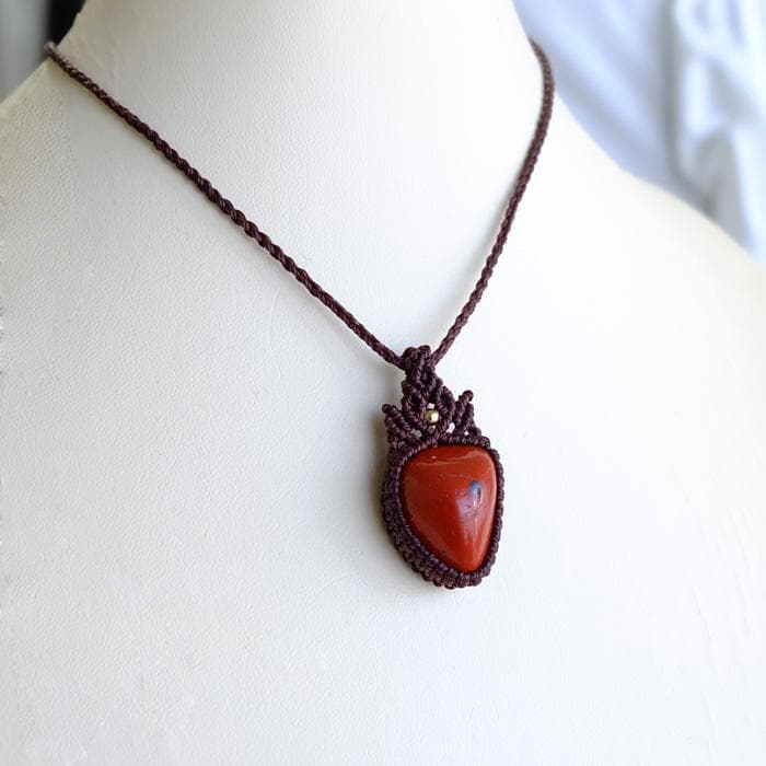 レッドジャスパー（インド産）マクラメペンダント 男女兼用可アクセサリー 3819
