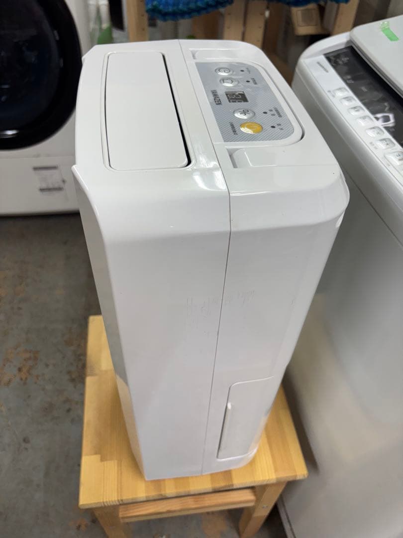 YAMAZEN 除湿機 YDC-C60(W)