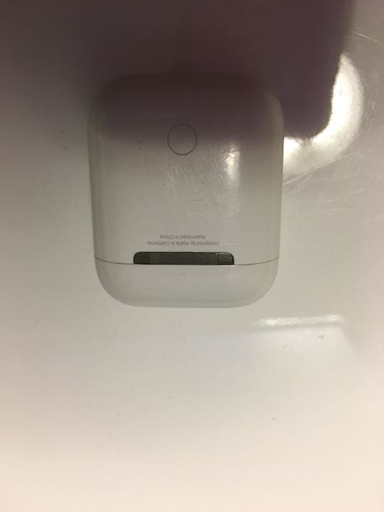 AirPod 純正 ケース