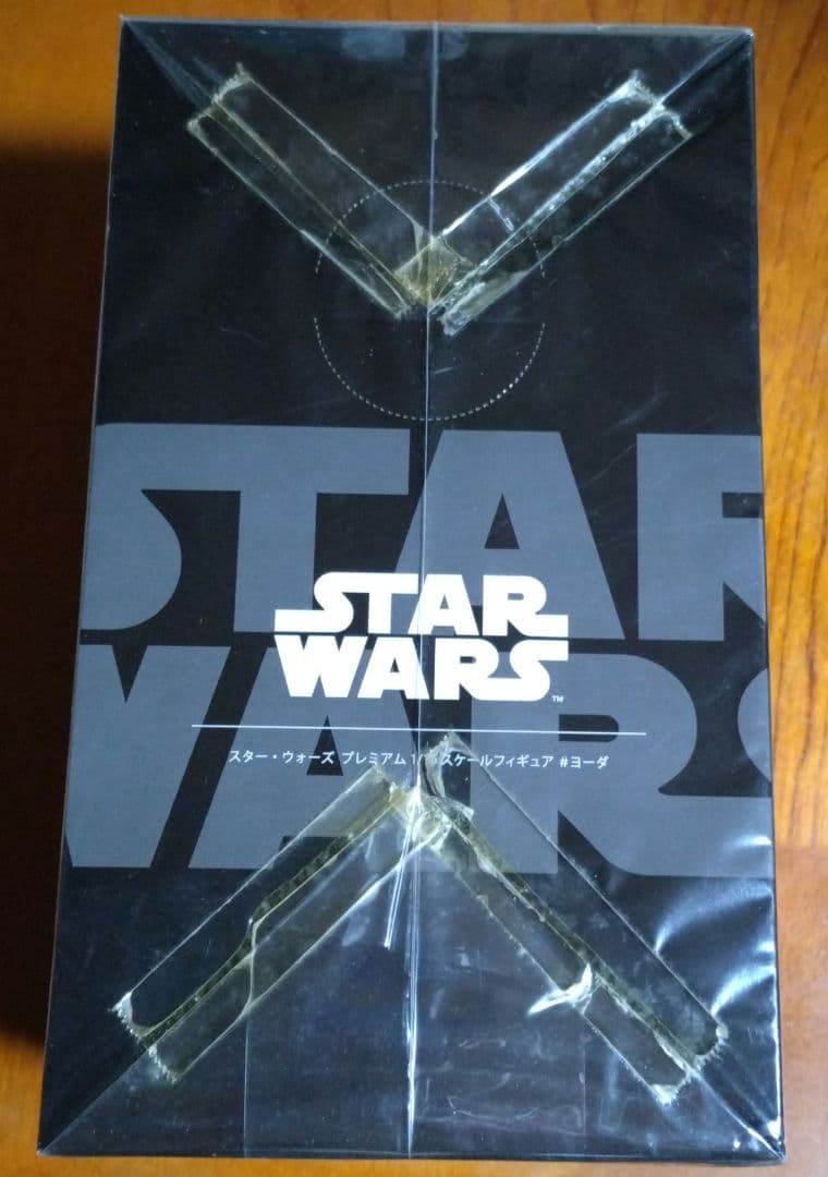 スター・ウォーズ　プレミアム1/10スケールフィギュア＃ヨーダ