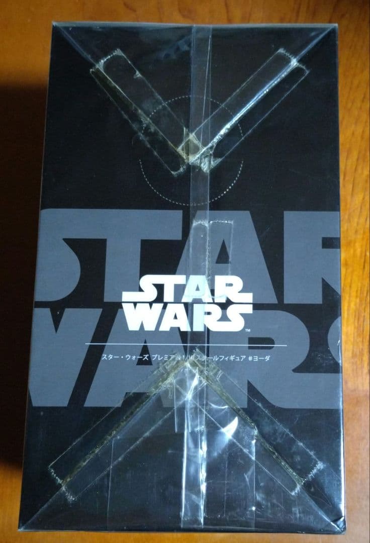 スター・ウォーズ　プレミアム1/10スケールフィギュア＃ヨーダ