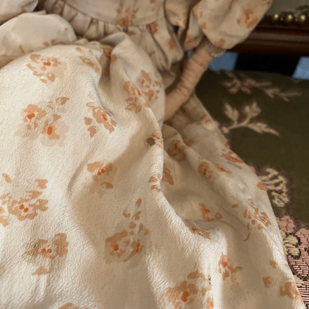 希少　フランスアンティーク　ブドワールドール　金髪のレディ　ソファードール