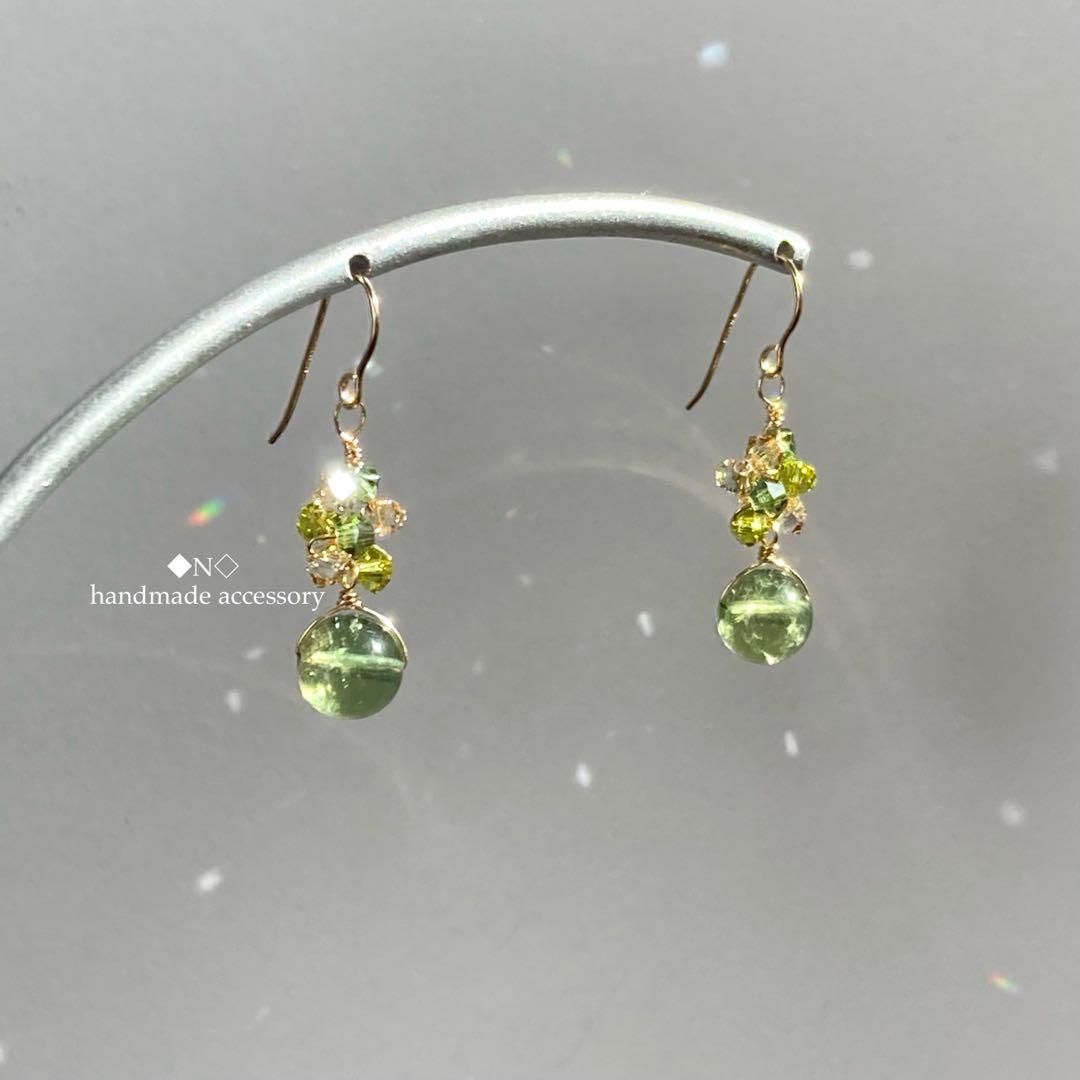 14kgf グリーンアパタイトのピアス スワロフスキー・クリスタルの煌めき