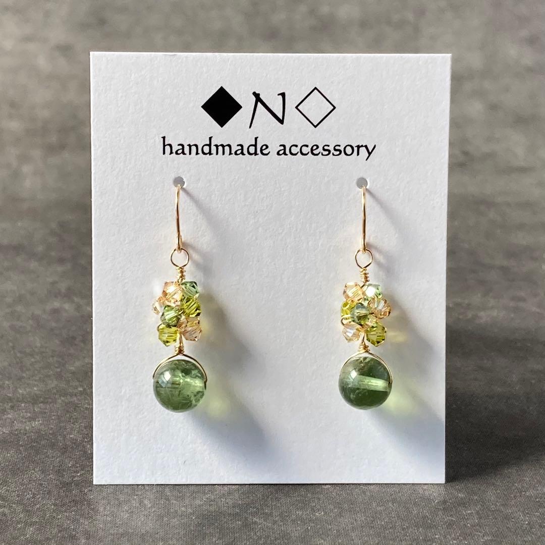 14kgf グリーンアパタイトのピアス スワロフスキー・クリスタルの煌めき