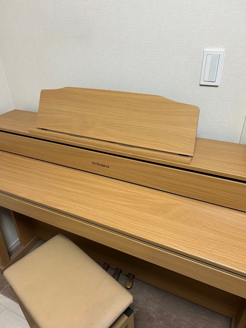 極美品・本格派！Roland のハイブリッド鍵盤HP605NB 電子ピアノ