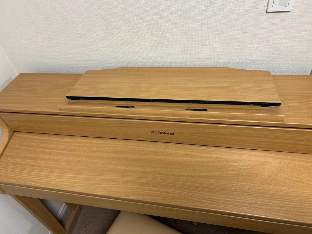 極美品・本格派！Roland のハイブリッド鍵盤HP605NB 電子ピアノ