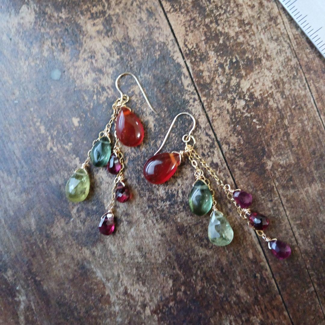 まいこさま吾亦紅(ワレモコウ)色のピアス　14kgf