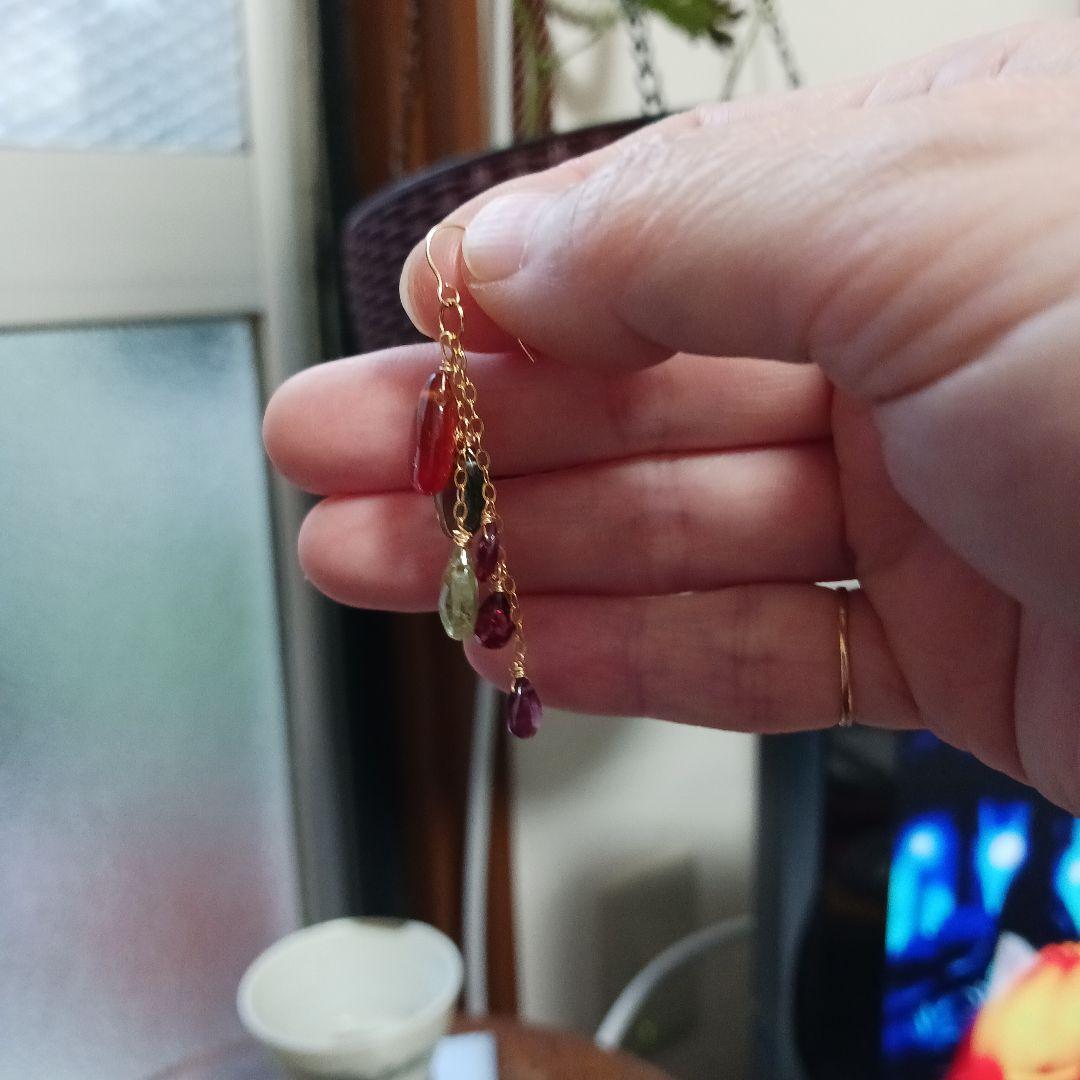 まいこさま吾亦紅(ワレモコウ)色のピアス　14kgf