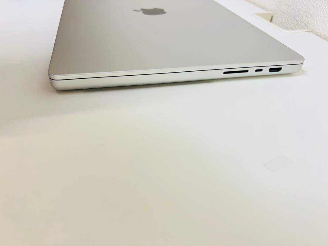 Macbook Pro M1 Max 16インチ 32GB 1TB