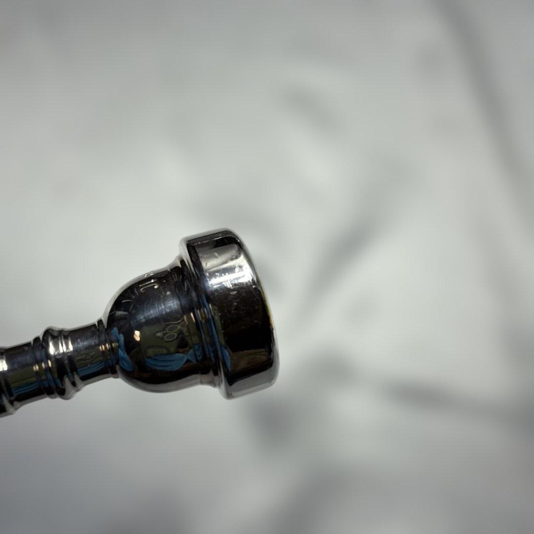 Bach トランペットマウスピース 1C