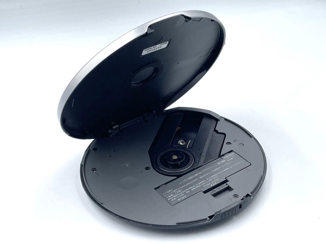 ジャンク　SONY D-NE830 Walkman ポータブルCDプレーヤー