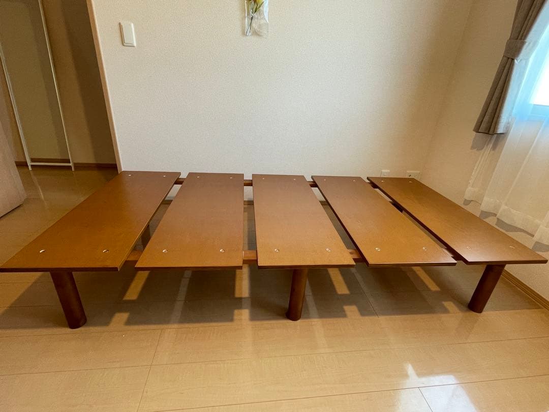 ベッドフレーム　木製