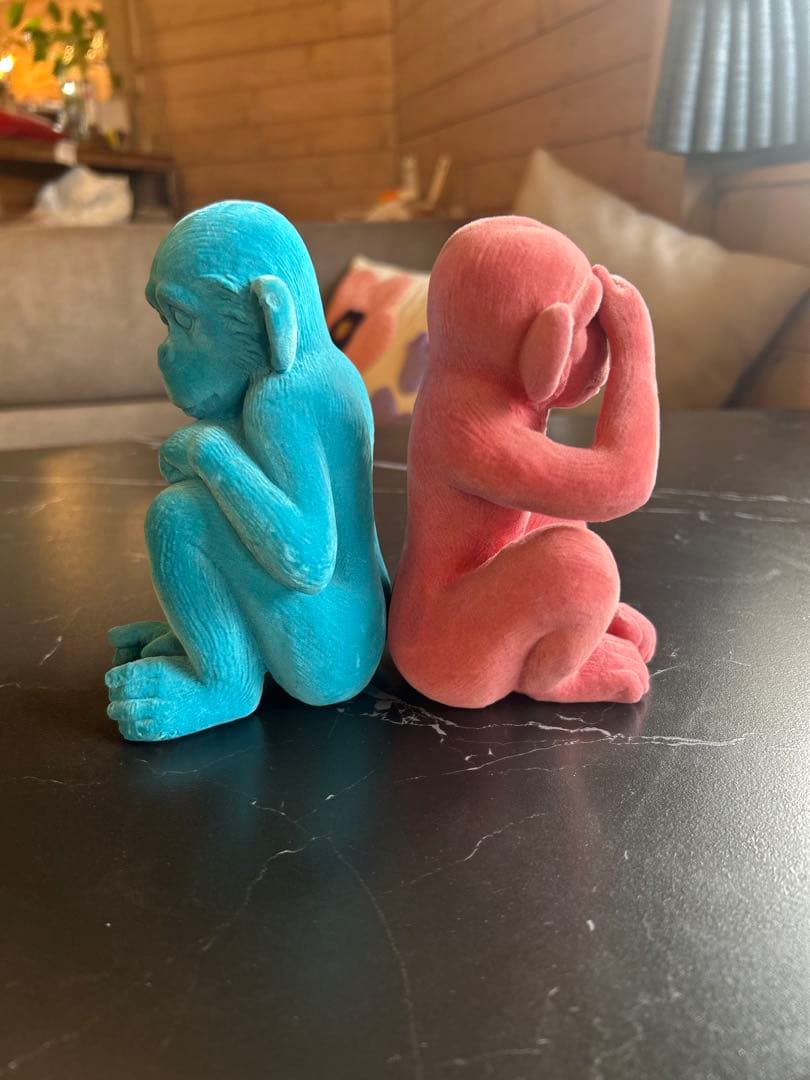 ベルベット　猿の置物