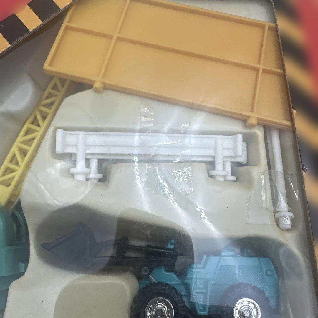 トミカ　建設バリューセット　欠品あり