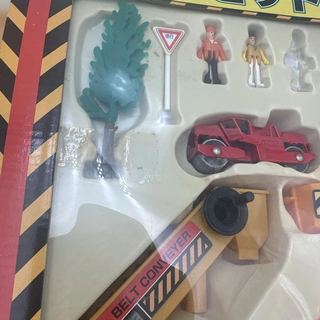 トミカ　建設バリューセット　欠品あり