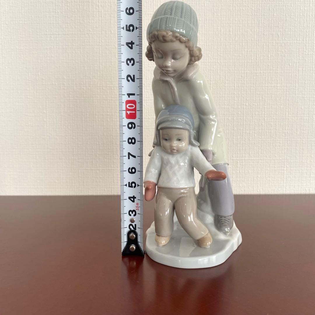 LLADRO リヤドロ 『 あなたもできるよ 』 置物