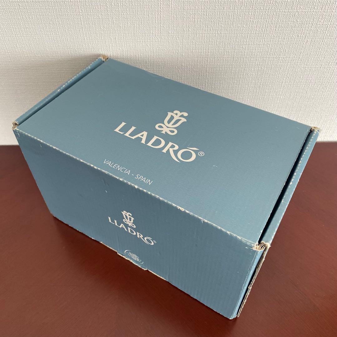 LLADRO リヤドロ 『 あなたもできるよ 』 置物