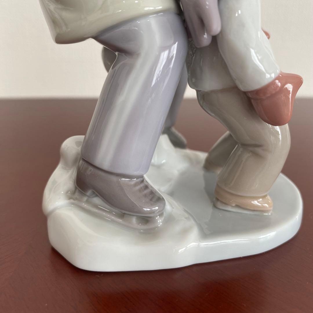 LLADRO リヤドロ 『 あなたもできるよ 』 置物